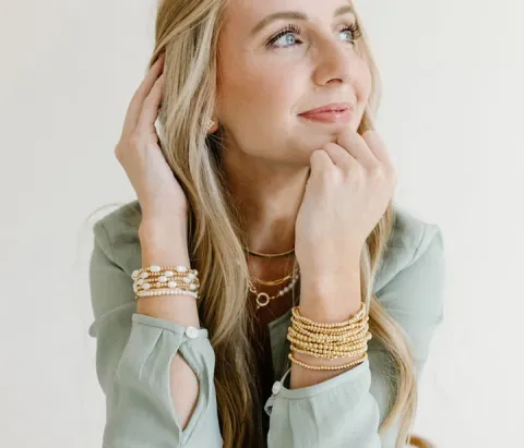Personal details — LIO Jewelry